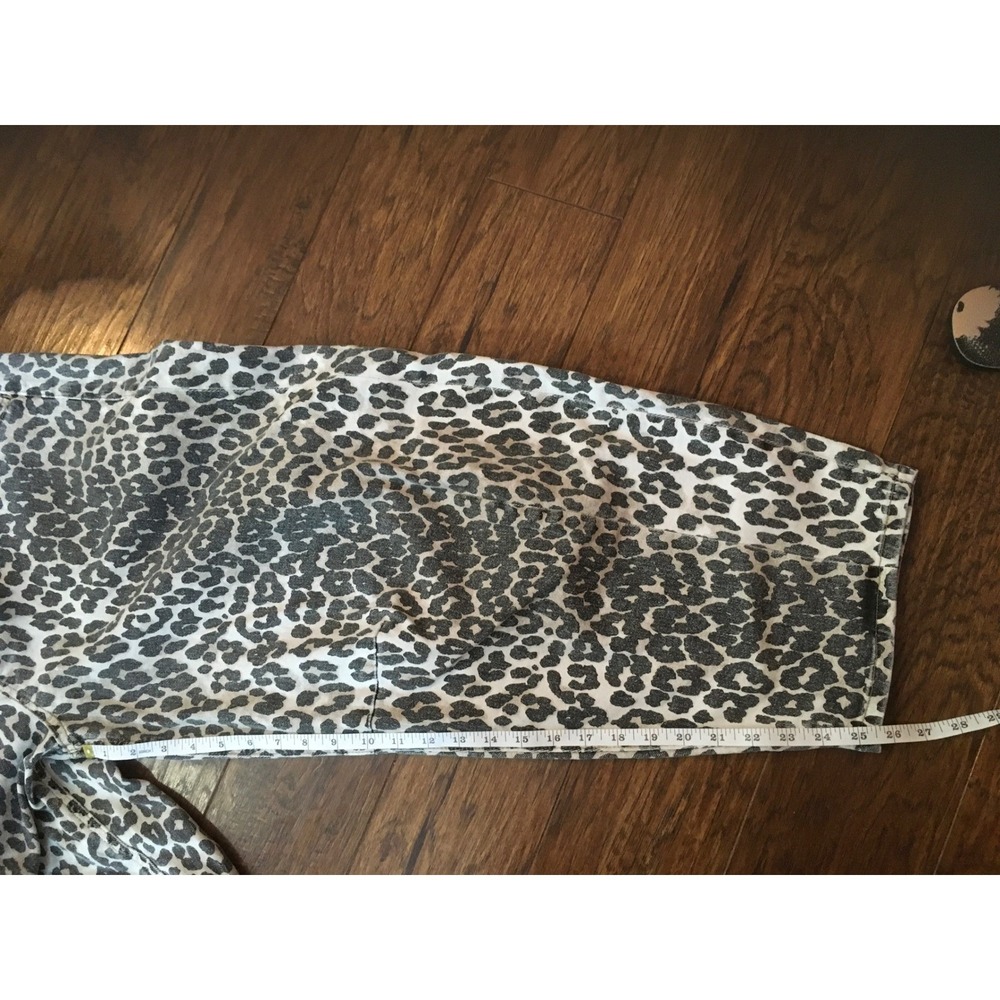 KanCan High Rise Barrel Horseshoe Jeans Leopard Print size 13/30 NWT - Picture 5 of 7